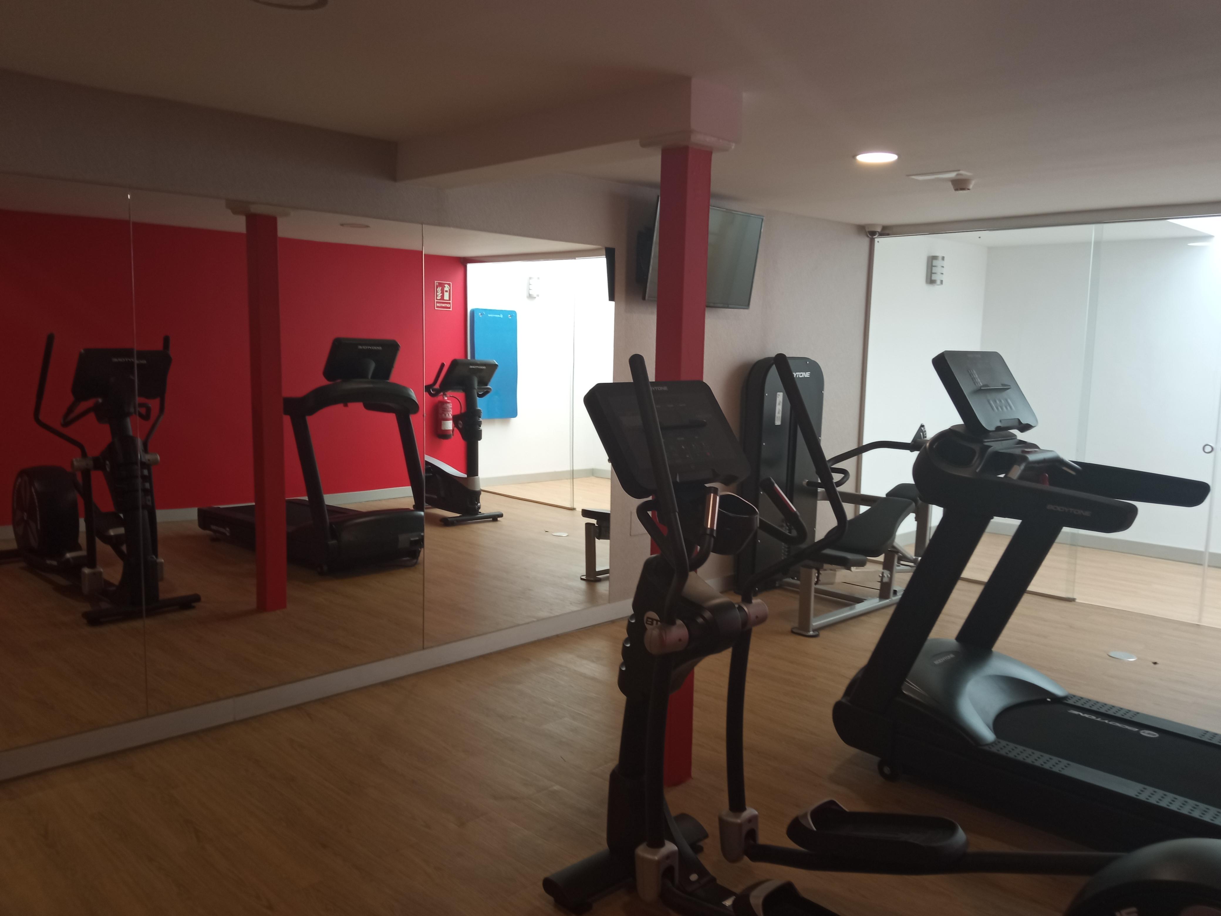 קוסטה טגוויסה Apartamentos Oceano - Adults Only - Solo Adultos מראה חיצוני תמונה